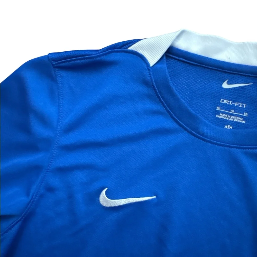 Nike Dri-Fit Youth Boys Blue Athletic Shirt Size XL Lightweight Breathable‎ Nike
